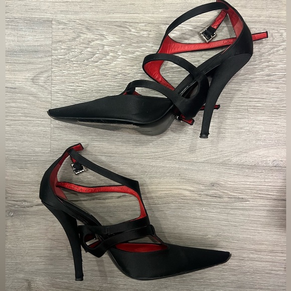 Roger Vivier Black Satin Crystal Buckle Pointed Toe Evening Pumps, 38 - Picture 3 of 11